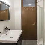 Mina شقة *