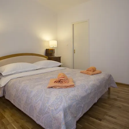 Mina Apartment *