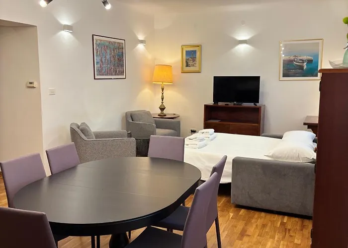 Mina Lejlighed Split